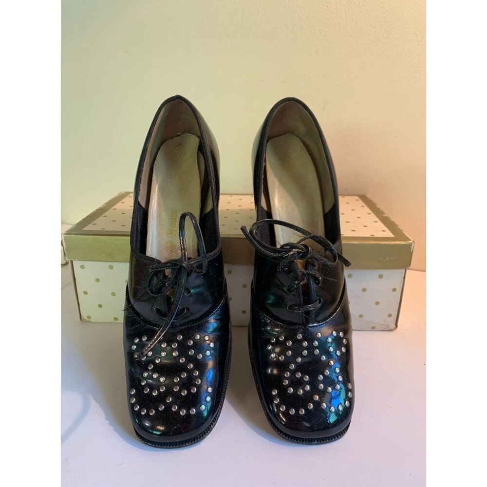 Vintage 1960 Black Patent Leather Studded Oxford Lace Up Shoe 6 B - Picture 2 of 9